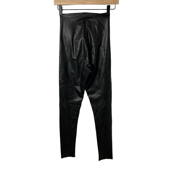 Commando Faux Leather Leggings Black Size Small Stretch Smoothing Waistband - Picture 4 of 6